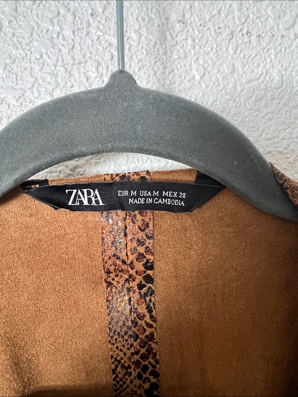 ZARA Brown Snake-Print Faux Suede Open Front Jacket Medium - Picture 2 of 6